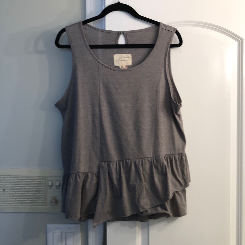 Sz L Evy’s Tree ruffle tank in gray